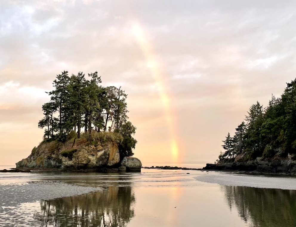Crescent Island, Pacific Northwest